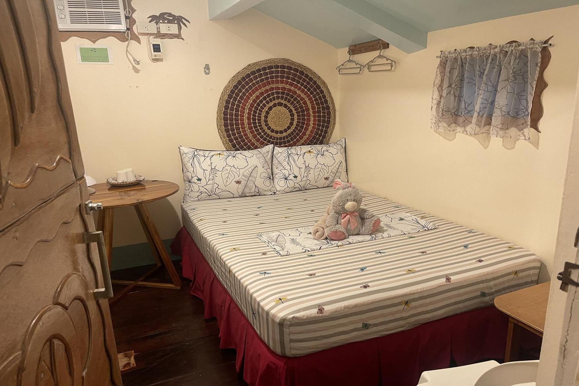 Balai Vivencio Hostel Puerto Princesa Eksteriør bilde