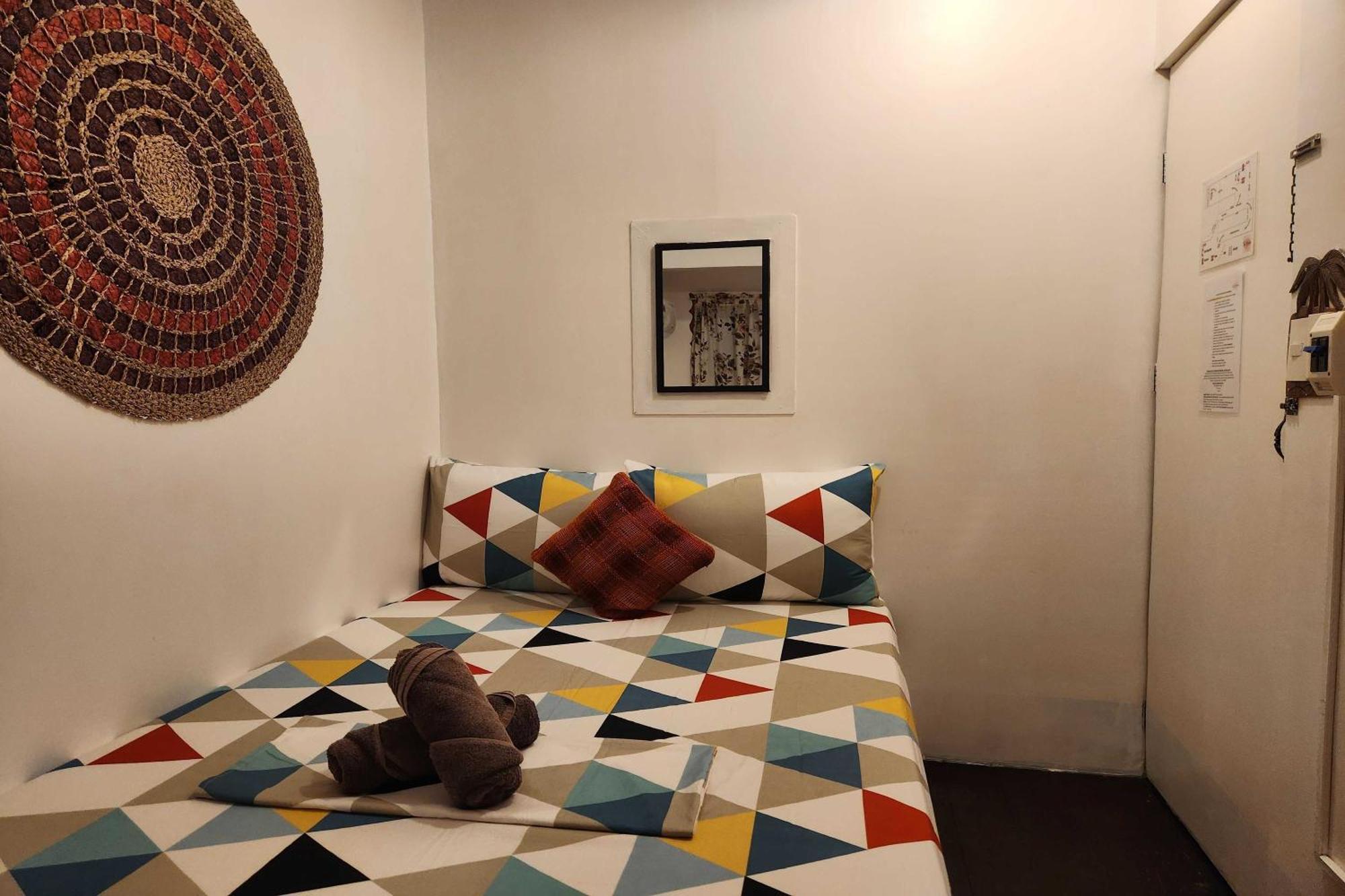 Balai Vivencio Hostel Puerto Princesa Eksteriør bilde