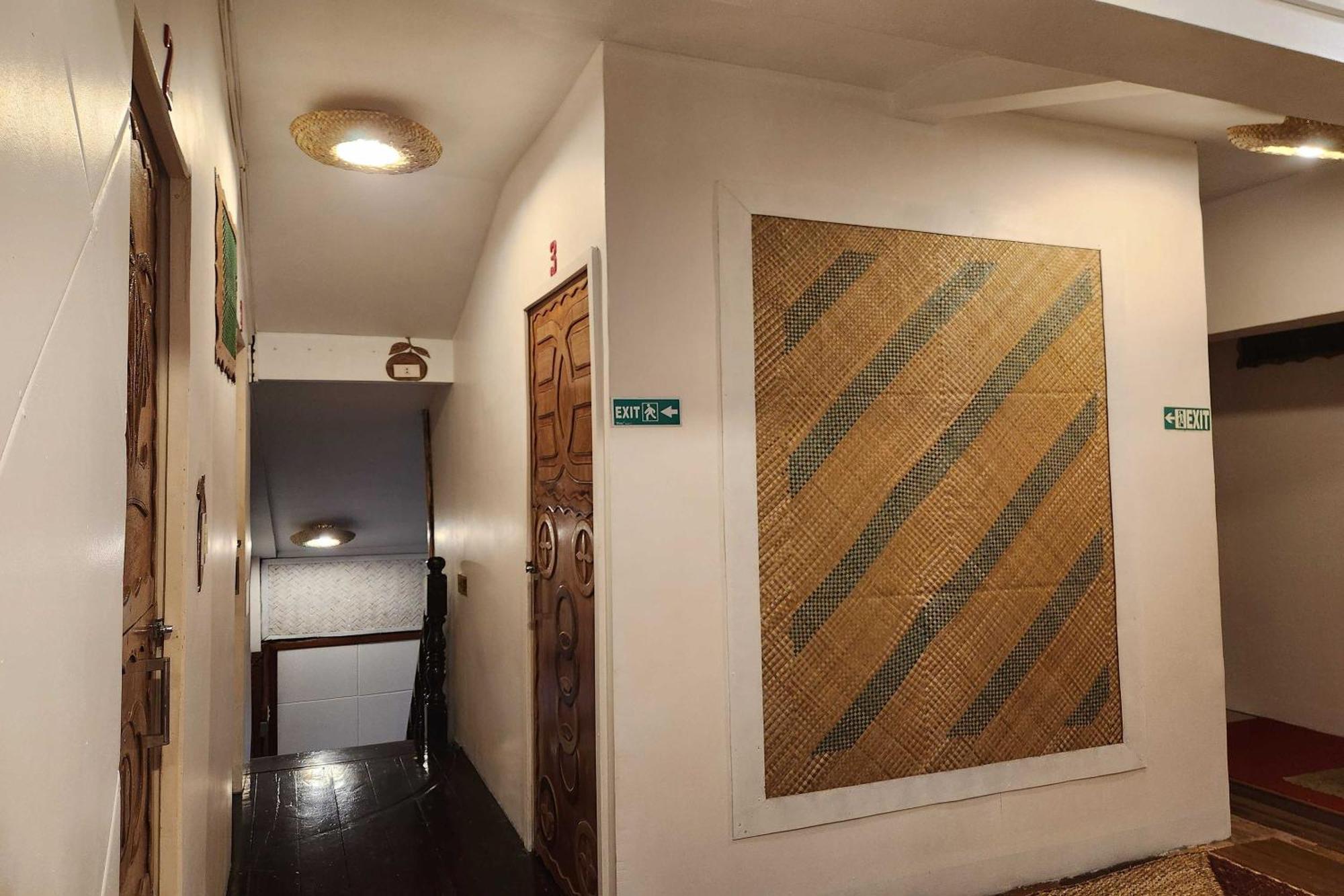 Balai Vivencio Hostel Puerto Princesa Eksteriør bilde